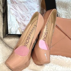 HeartSoul Giona platform heels